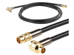 Câble HDMI et fiche jack